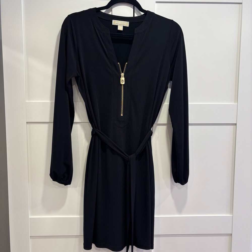 Michael Kors - Black Dress with Tie and Zipper Detail